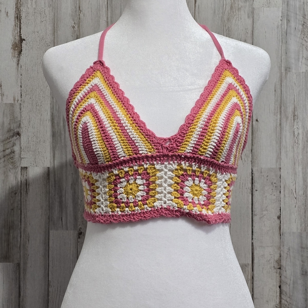 Princess Polly Daisy Girl Retro Pink Yellow White Crochet Halter Crop Top Sz S/M